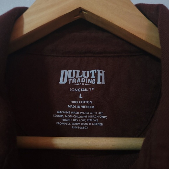 Duluth Trading Co Mens Long Tail T Polo Red Wine Lrg Short Sleeve Cotton Shirt - Picture 2 of 7